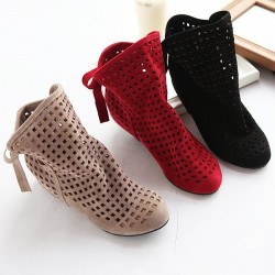 Women's boots - ankle boots - cut outs - red/black/beigeLaarzen