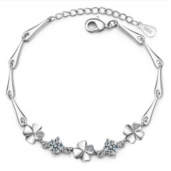 Elegant bracelet with four leaf clover & crystals - 925 sterling silverBracelets