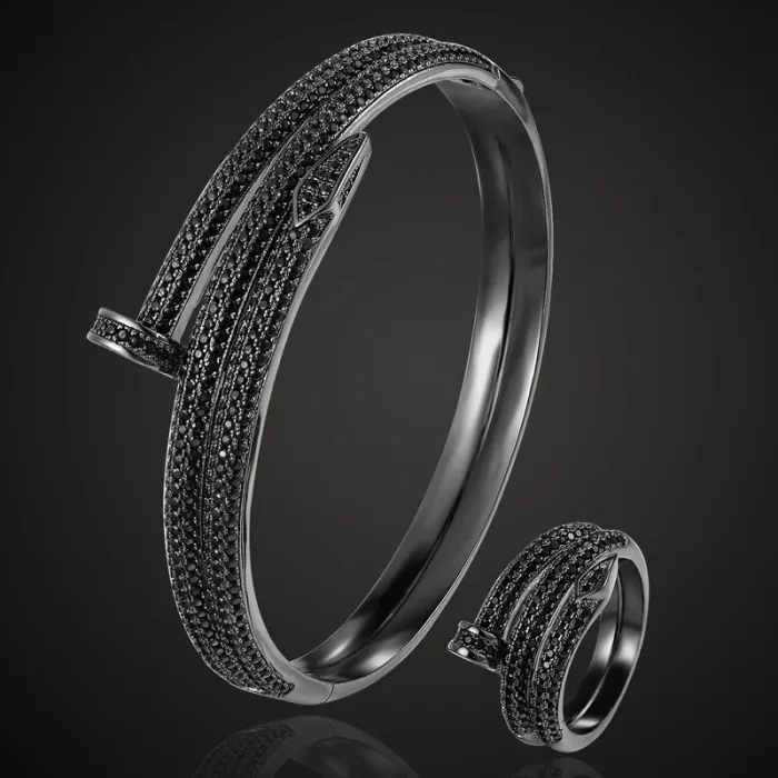 Gold-color Bracelet - Love BanglesArmbanden