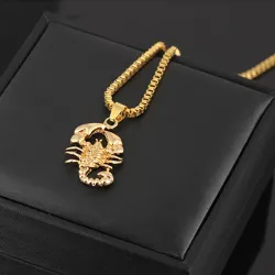 Gouden schorpioen kettingHalskettingen
