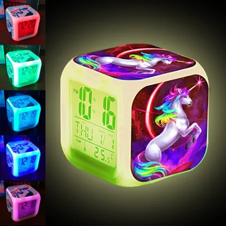 Cube shaped clock with unicorn - digital - LED - color changingClocks