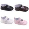 Leather shoes - with flower design - for newborns / babiesShoes