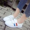 Klassieke witte sneakers - platte loafers met klittenbandSchoenen