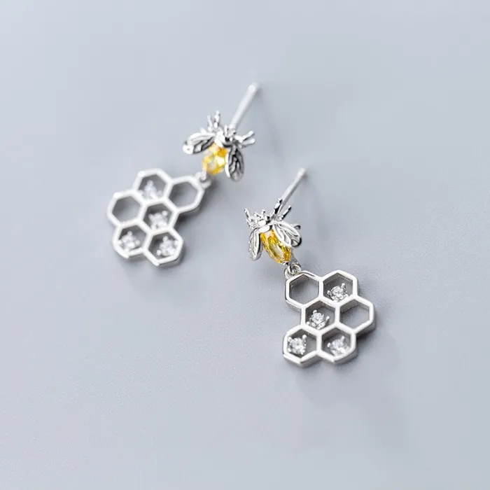 Modieuze oorbellen - bij / honingraat - 925 sterling zilverOorbellen