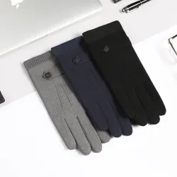Elegant warm gloves - touchscreen function - with a decorative buttonGloves