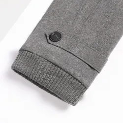 Elegant warm gloves - touchscreen function - with a decorative buttonGloves