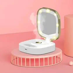 Mini makeup mirror - wIth LED light / sprayer - nano mistMake-Up