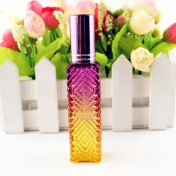 Kleurrijke vierkante glazen fles - met verstuiver - navulbaar - voor parfum - 15mlParfum
