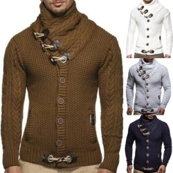 Warm gebreide pullover - vest met col / zakken / knopenHoodies & Sweaters