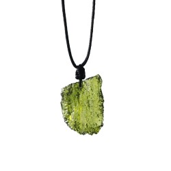 Natürlicher grüner Moldavitstein - Kristallglas - mit Halskette