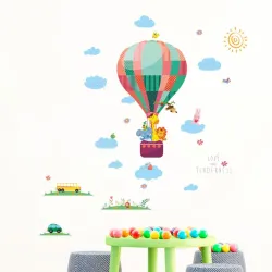 Decoratieve muurstickers - kleurrijke ballonnen / wolken / dierenMuurstickers