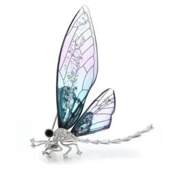 Modische Brosche aus Metall - große Libelle mit Kristallen