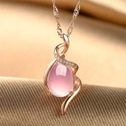 Elegante Halskette aus Roségold - Anhänger in Form eines Wassertropfens - rosafarbener Opal - Kristalle