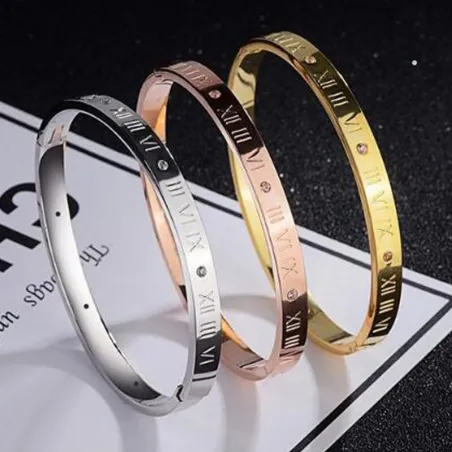 Elegante armband - uitgeholde Romeinse gelukscijfers - titanium staal - unisexArmbanden