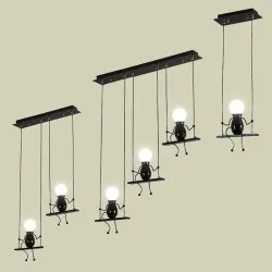 Moderne plafondlamp - zittende ijzeren poppenPlafondverlichting