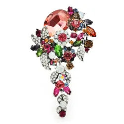 Elegante broche met kristallen bloemenBroches