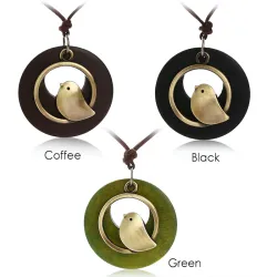 Houten hanger met vogel - touw kettingHalskettingen