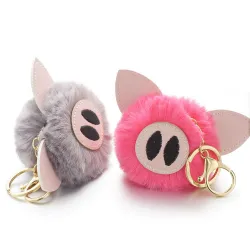 Pluizige pompon varkentje sleutelhangerSleutelhangers