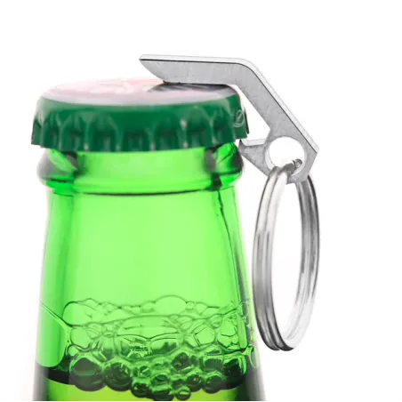 Bottle opener keychains keyringSleutelhangers