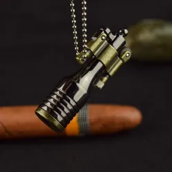 Retro mini metalen aansteker met sleutelhanger - navulbaarAanstekers