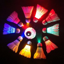 Badmintonshuttle met LED - voor 's nachtsBadminton
