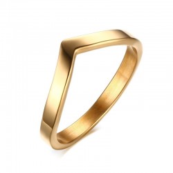 Elegant V shape gold ringRingen