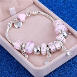 Crystal silver bracelet with beadsArmbanden