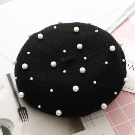 Elegant wool beret with pearls - hatPetten & Hoeden