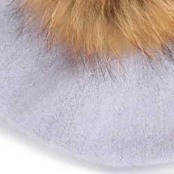 Elegant beret with fur pom-pomPetten & Hoeden
