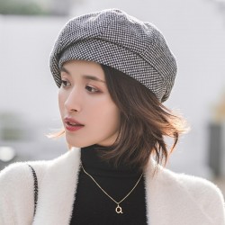 Elegant wool beret - hat